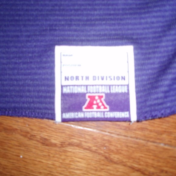 RAVENS NFL TEAM APPAREL REVERSIBLE MENS JERSEY - Picture 6 of 7